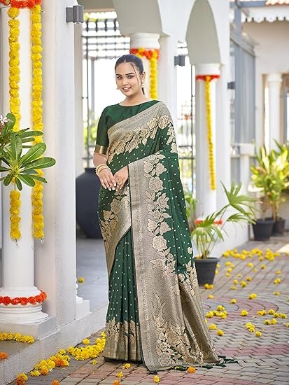 MANOHARI Women's Trendy Banarasi Woven Saree with Heavy Jacquard Work, Elegant Design, Silk Saree with Maching Lace Border Unstitched Blouse Piece for Weddings & Festive Occasions - Image 3